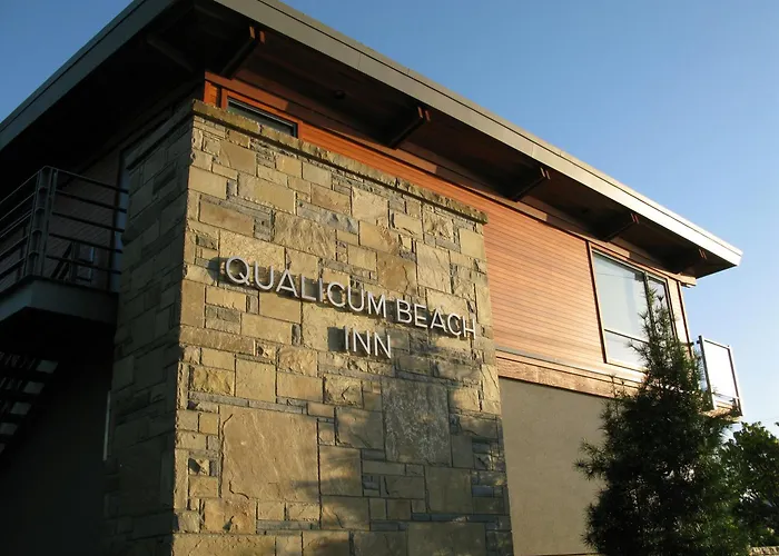 Qualicum Beach Inn