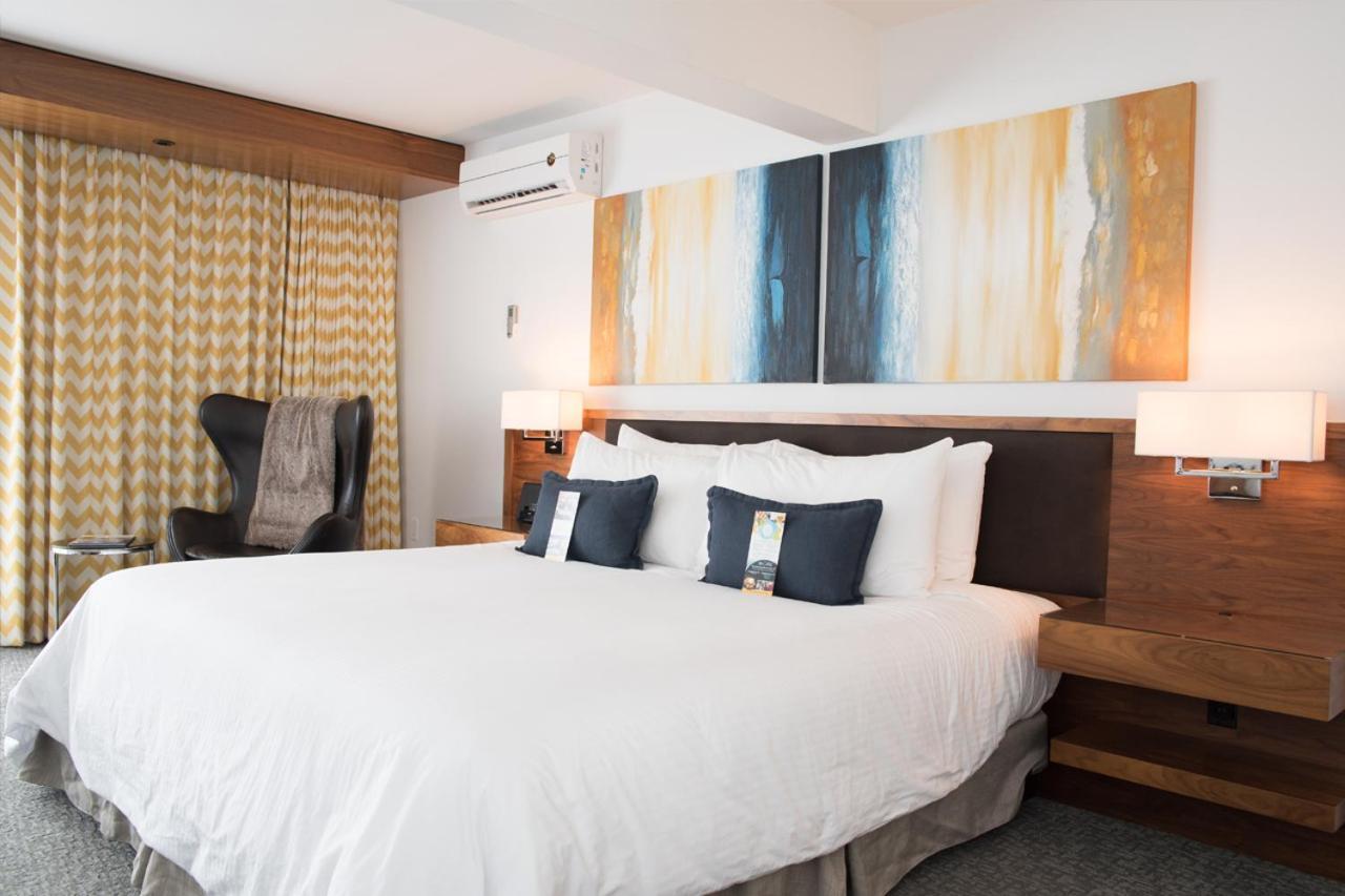 Qualicum Hotel Qualicum Beach